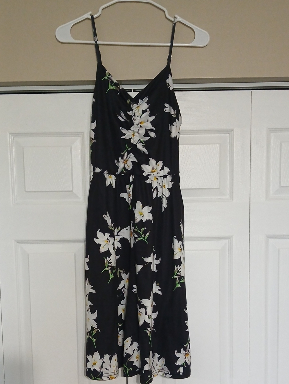 Black Floral Midi Slip Dress with White Lily Print With Pockets